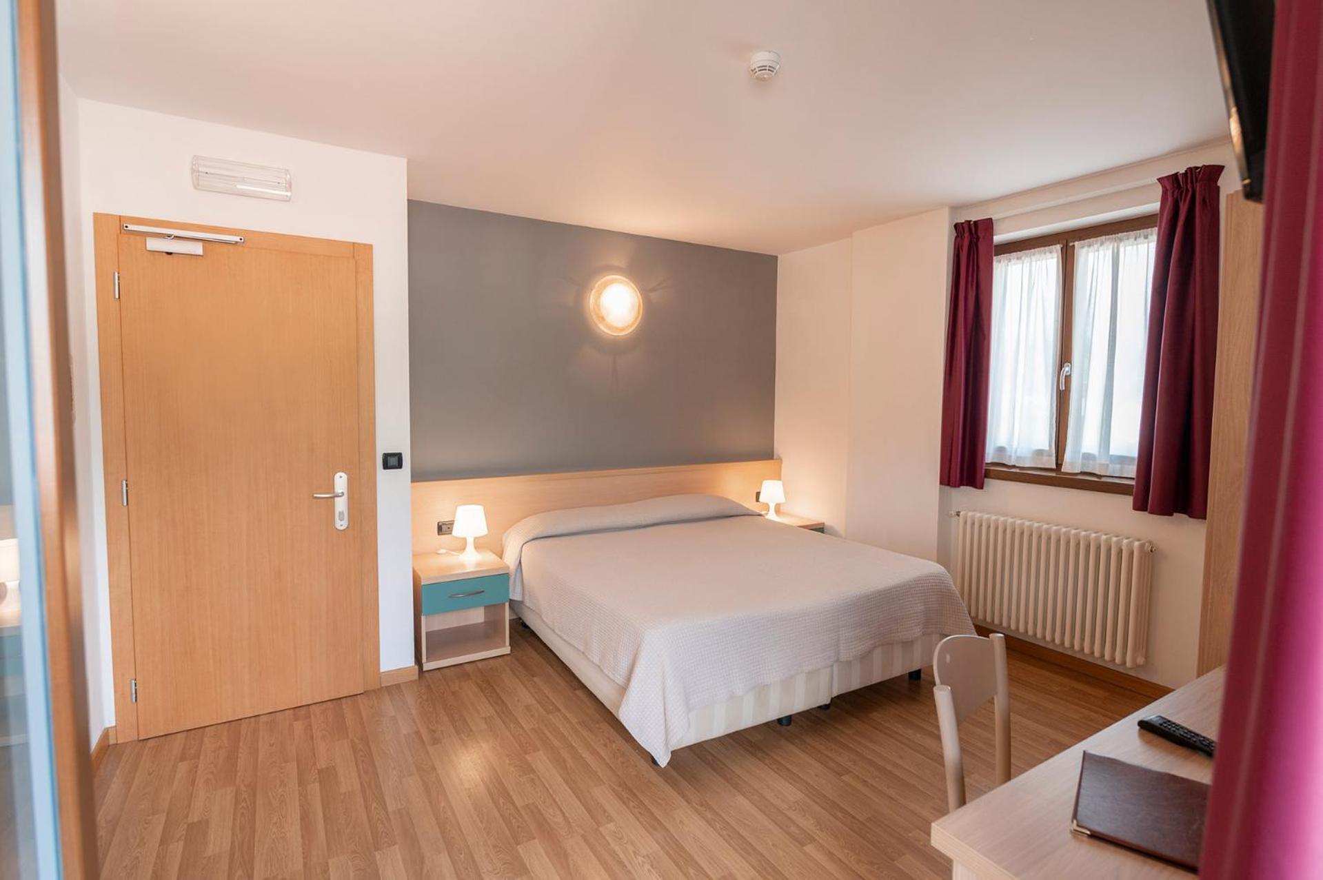 Hotel Posta Comano Terme Luaran gambar
