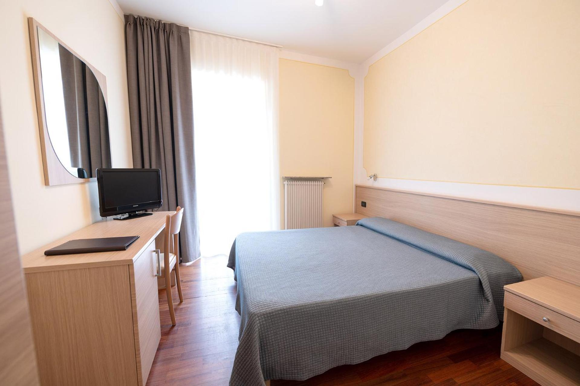 Hotel Posta Comano Terme Luaran gambar